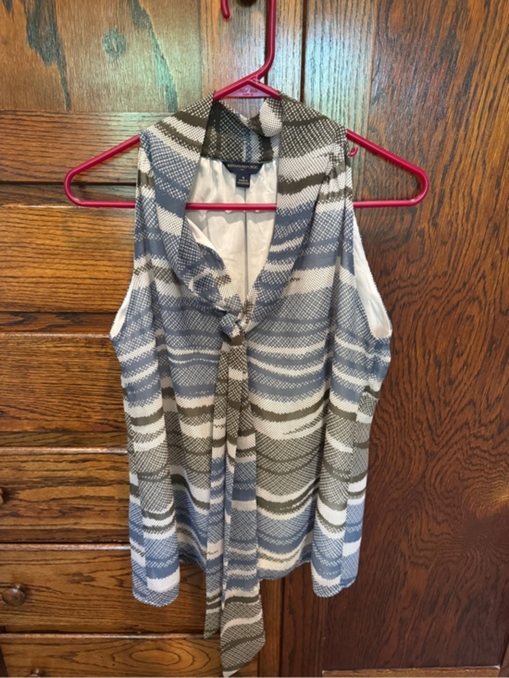 Banana Republic Sleeveless Draped Blouse Blue Gray Abstract Print M